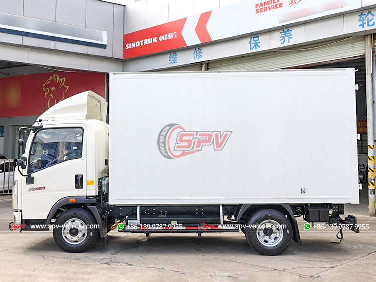 Howo 4X2 Dry Van Truck - Left Side
